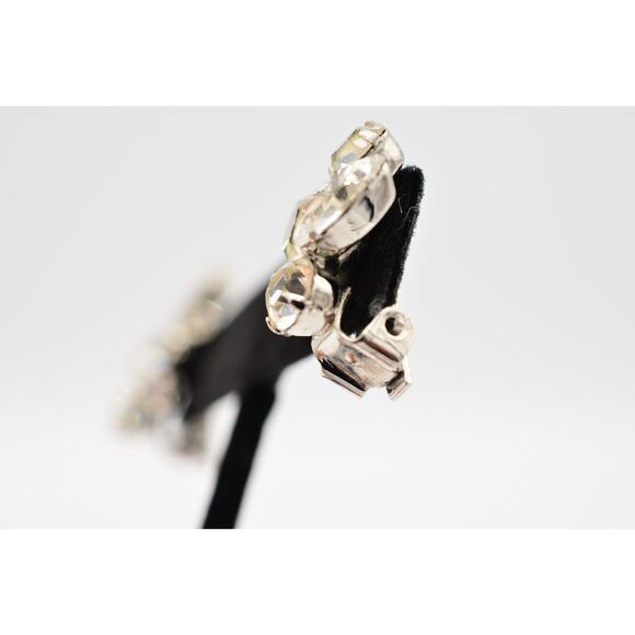 Weiss Vintage Crystal Clip On Earrings Prong Rhinestone Sparkling Signed BinAO - Picture 10 of 12